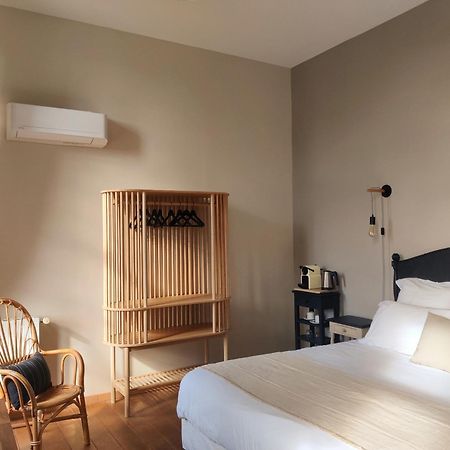 Chambres D'Hotes - Bed And Breakfast Les Palmiers Mèze Buitenkant foto