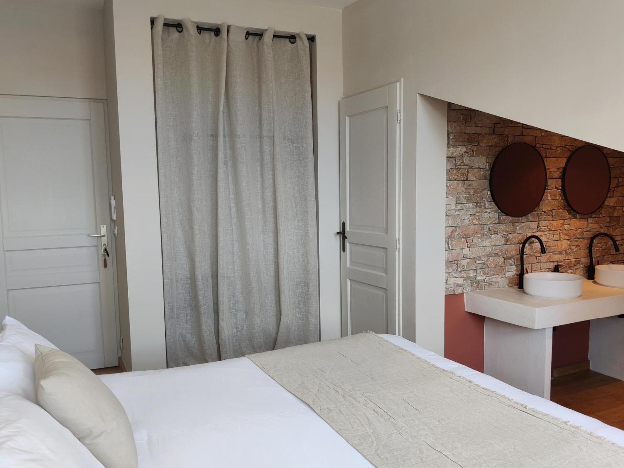 Chambres D'Hotes - Bed And Breakfast Les Palmiers Mèze Kamer foto